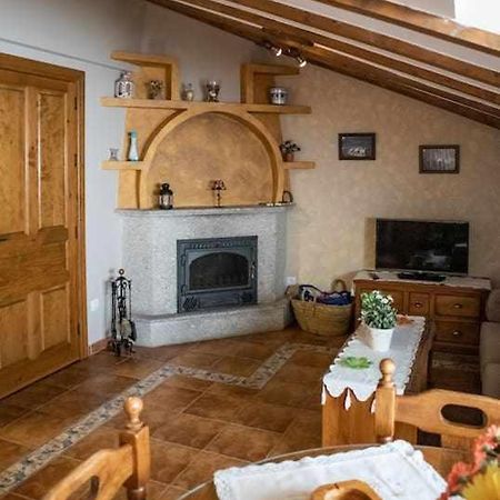 El Nido De Gredos Cuco Apartamento Con Chimenea นาวาร์เรดอนดา เด เกรโดส ภายนอก รูปภาพ