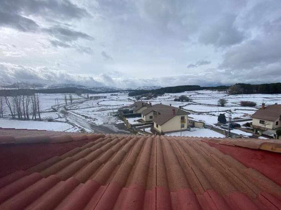 El Nido De Gredos Cuco Apartamento Con Chimenea นาวาร์เรดอนดา เด เกรโดส ภายนอก รูปภาพ