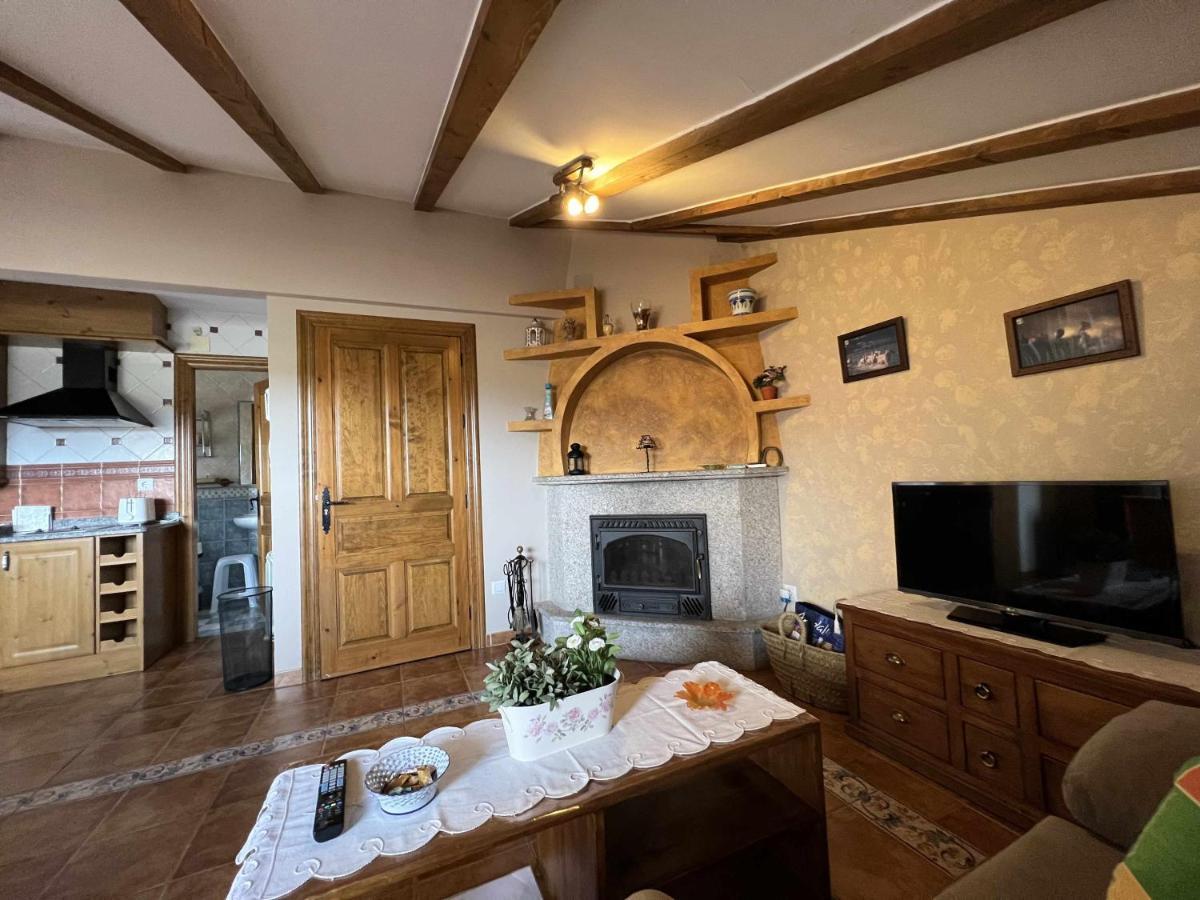 El Nido De Gredos Cuco Apartamento Con Chimenea นาวาร์เรดอนดา เด เกรโดส ภายนอก รูปภาพ